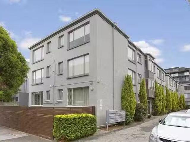 Rental! 1 BR 18/81 Edinburgh Street, Richmond, VIC 3121