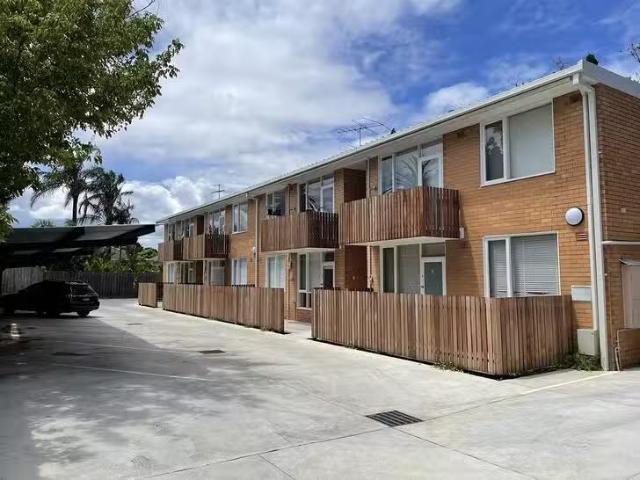 New 1 BR 2/3 Stephens Street, Caulfield, VIC 3162