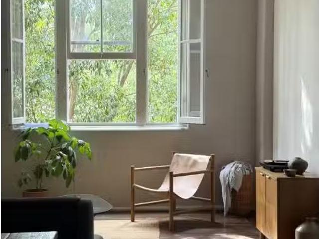 Cheap 1 BR 218/64 Macquarie Street, TENERIFFE Apartment for re.