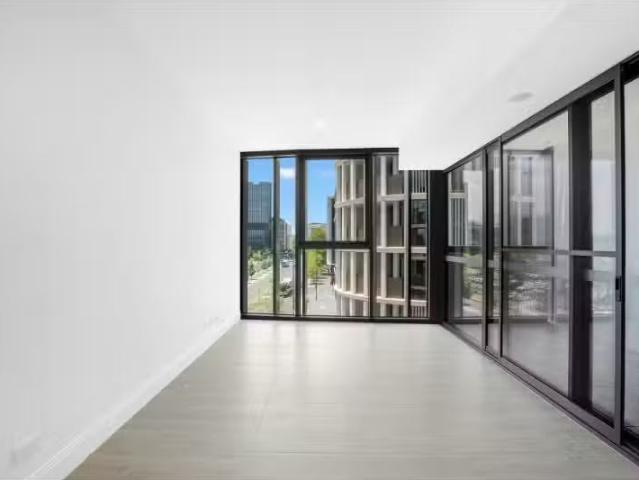 Just in! 1 BR 312/72 Allara Street, City Apartment for rent L.