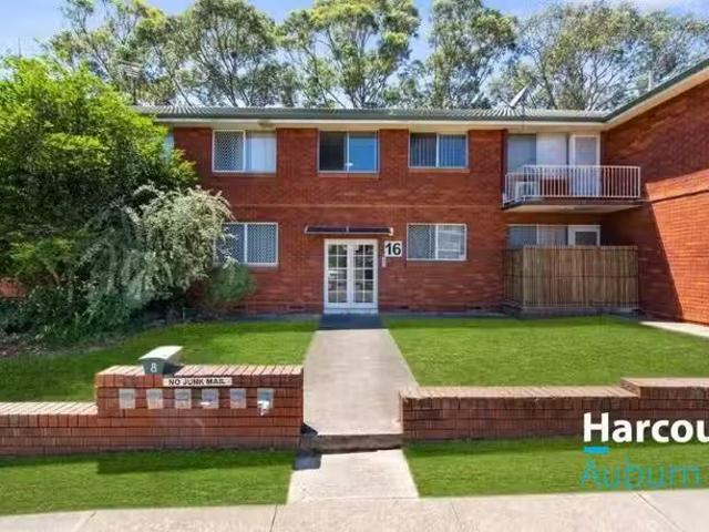 Cozy 1 BR 3/16 CALLIOPE STREET, GUILDFORD, NSW 2161 Apartmen.