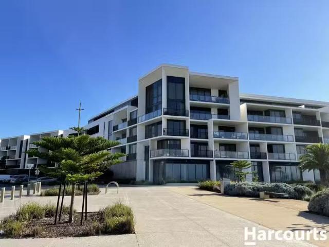 Rental! 1 BR 330/33 Quay Boulevard, WERRIBEE SOUTH, VIC 3030.
