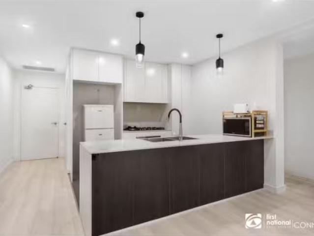 Unique 1 BR 3/40 Applegum Crescent, NORTH KELLYVILLE Apartment.