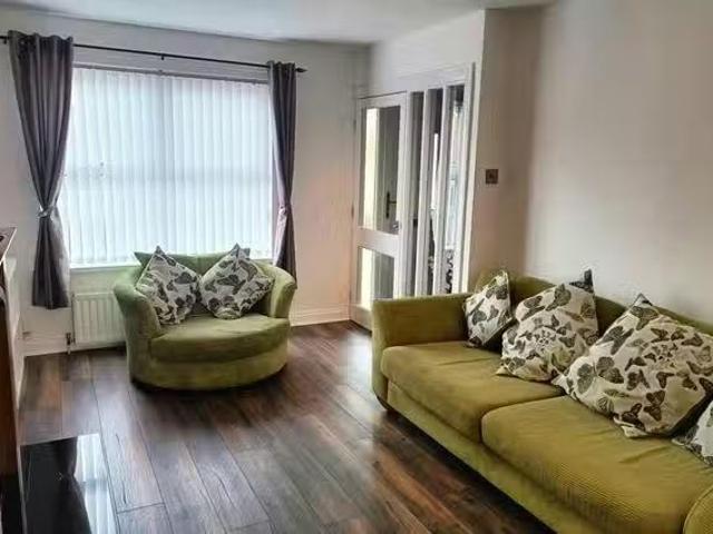 Just in! 1 BR Warren Close, Lisburn