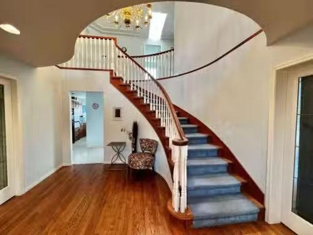 Nice 1 BR C&D 4864 Watling Street, Burnaby, BC, V5J 1W5 hous.