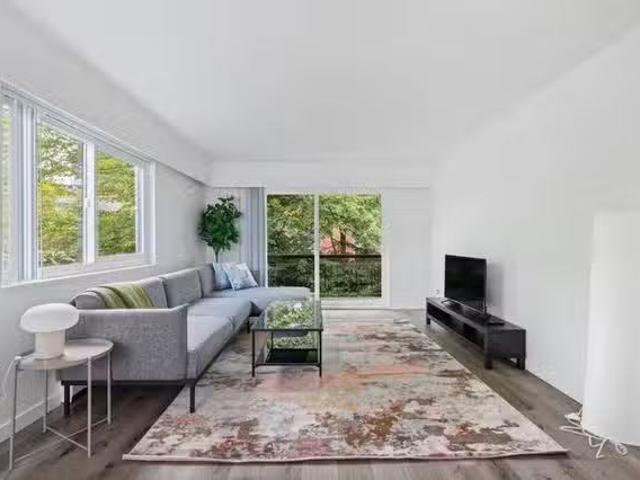 Deal! 1 BR East 12th Avenue