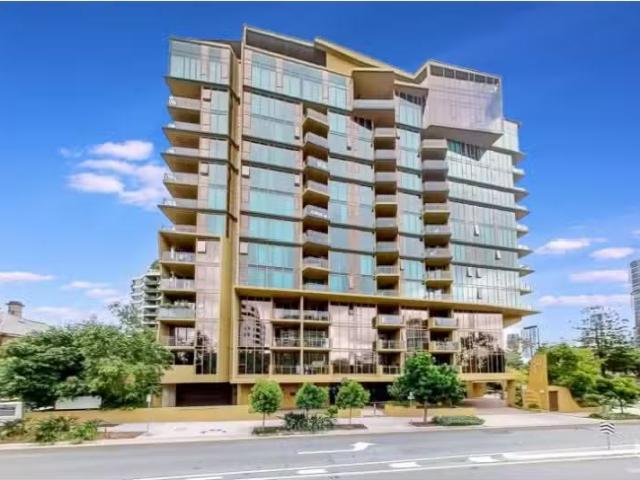 Nice 1 BR ID:21157407/25 Shafston Avenue, Kangaroo Point Apart.