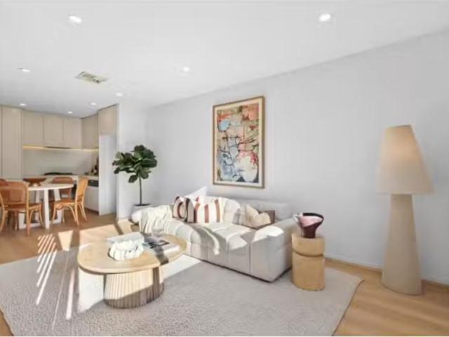 Cheap 1 BR Level 2/201/39 47 Mentmore Avenue, Rosebery Apartme.