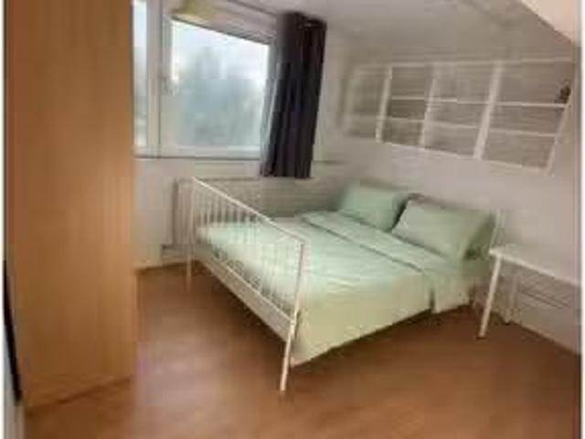 Cheap 1 BR Room in shared flat for rent in Caledonian, London