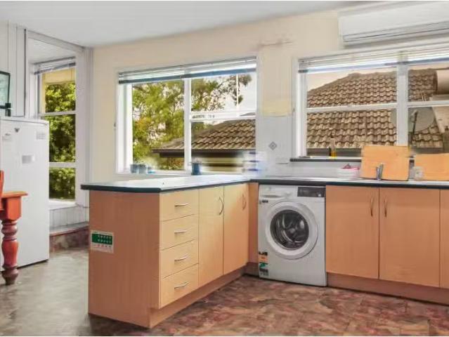 For Rent! 1 BR Room 7/1 Andrew Avenue, Keiraville Property for.