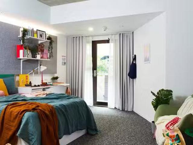 Just in! 1 BR Signature Plus Studio