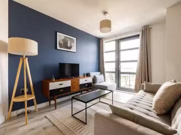 For Rent! 1 BR Southgate Road