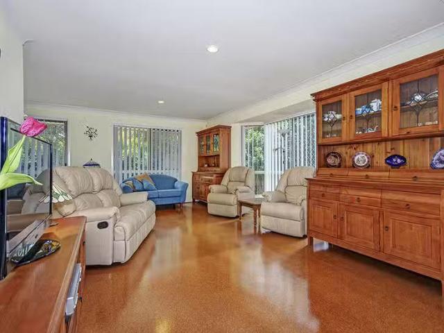 Nice 1 Hockey Street, Kuraby, QLD 4112
