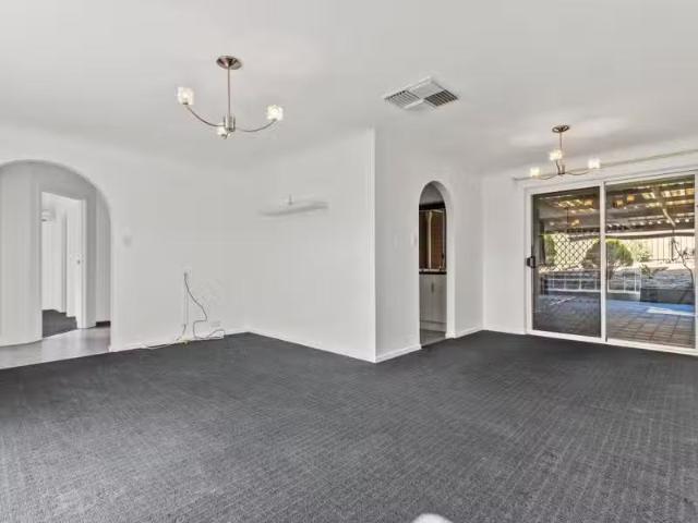 Charming 1 Lowell Court, Woodcroft SA 5162
