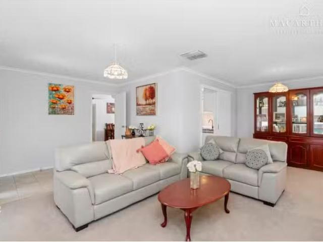 Unique 1 Naretha Street, Glenfield Park House for rent Listed.