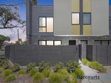 Charming 1 Selo Walk, AVONDALE HEIGHTS, VIC 3034 House for R.