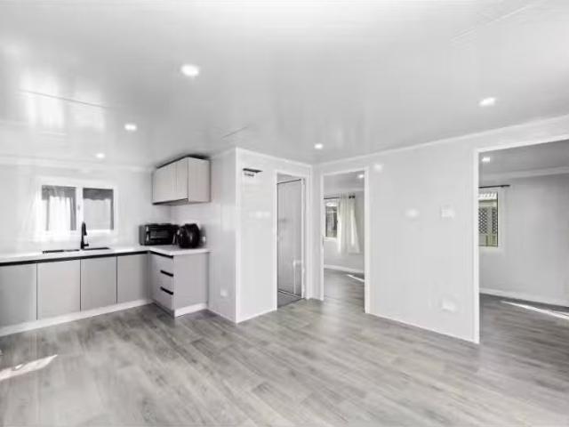 Charming 1B Gwendolen Avenue, Ettalong Beach House for rent L.