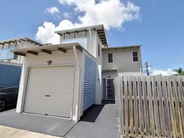 Deal! 20/10 Nothling Street, New Auckland, QLD 4680