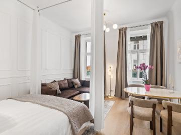 NEW 2026 Designer Apartment | Quiet & Green | 24 min to City Center, Vienna Amsterdam Apartments for Rent
