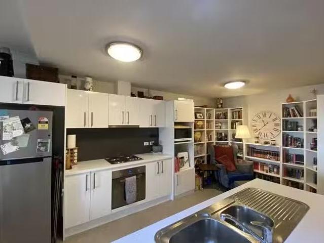 Nice 203/16 Mann Drive, Brompton, SA 5007