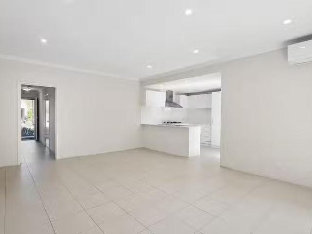 Charming 20 Carrigallen Street, Ridgewood, WA 6030