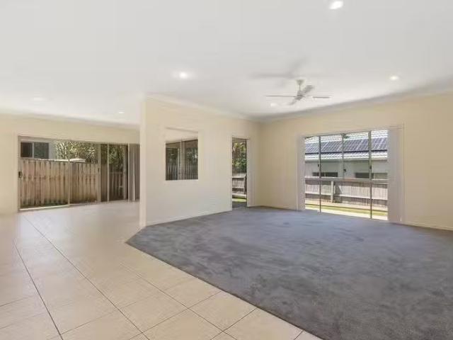 Just in! 20 Castello Circuit, Varsity Lakes, QLD 4227