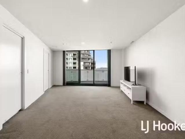Rental! 215/1 Anthony Rolfe Avenue, Gungahlin, ACT 2912