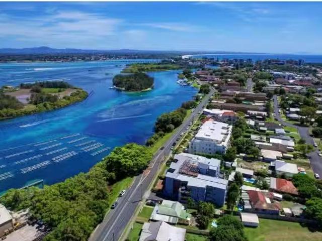 Just in! 2/152 154 Little Street, FORSTER Apartment for rent.