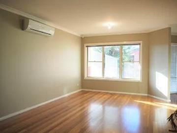 Deal! 2/17 Barton Street, Reservoir, VIC 3073