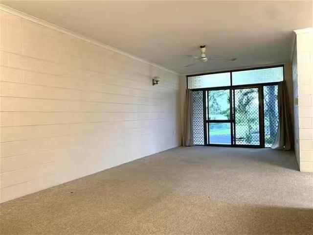 Just in! 2/19 Angela Street, Woree, QLD 4868