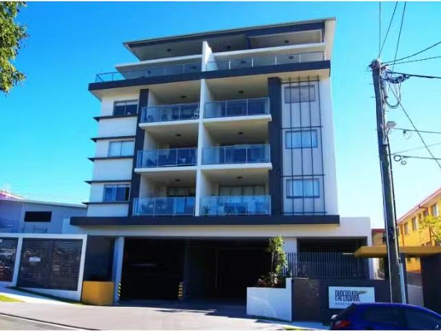 Unique 2/19 Talbot Street, COORPAROO Apartment for rent Liste.