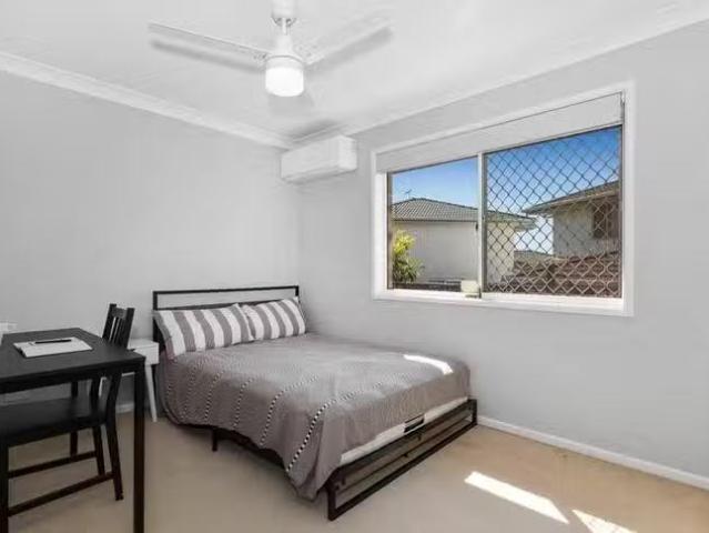 Cheap 2/10 Coachwood Close, Runcorn, QLD 4113