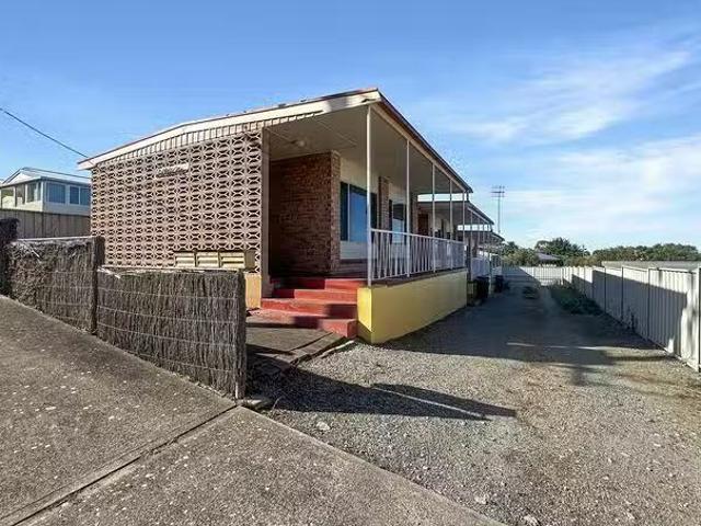Deal! 2/115 London Street, Port Lincoln, SA 5606