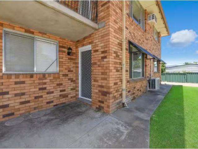 Cozy 2/122A George Street, GUNNEDAH Apartment for rent Listed.