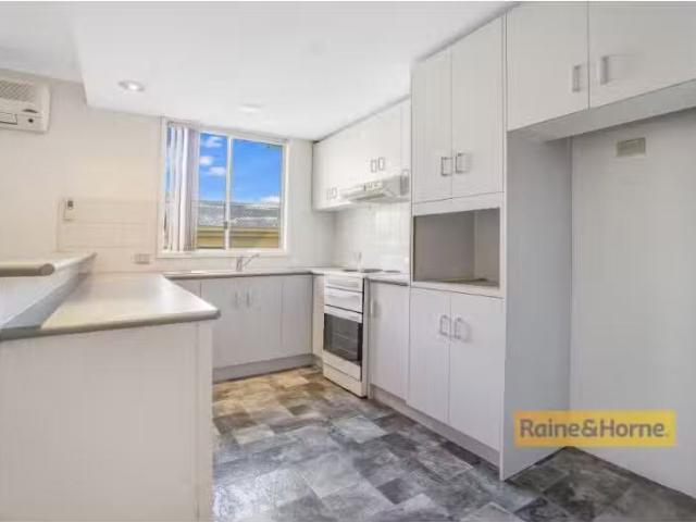 New 2/13 Darley Road, UMINA BEACH House for rent Listed by Br.