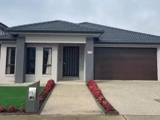 Rental! 213 Wallara Waters Boulevard, Wallan, VIC 3756