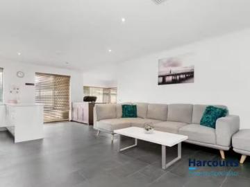 For Rent! 21 Hollingsworth Way, LEEMING, WA 6149 House for R.