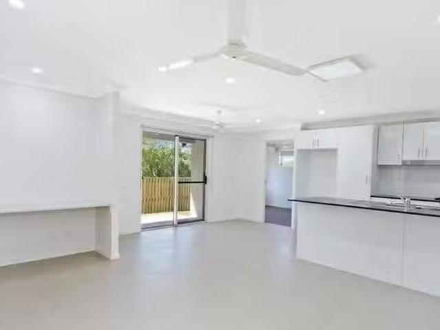 Charming 2/1 Maroochy Circuit, Yandina, QLD 4561