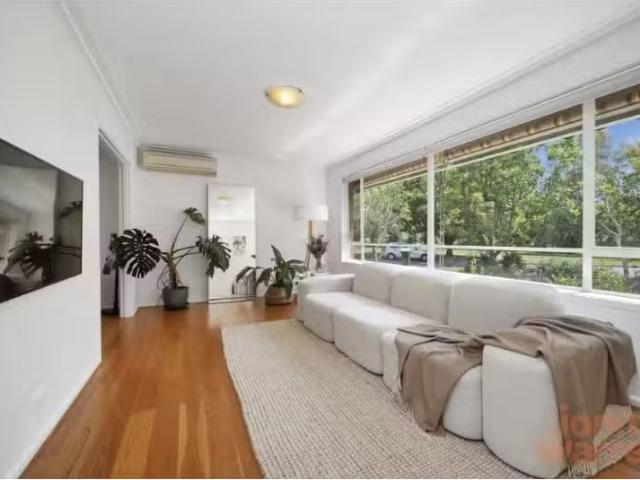 Unique 21 Stanley Street, Hackett House for rent Listed by El.