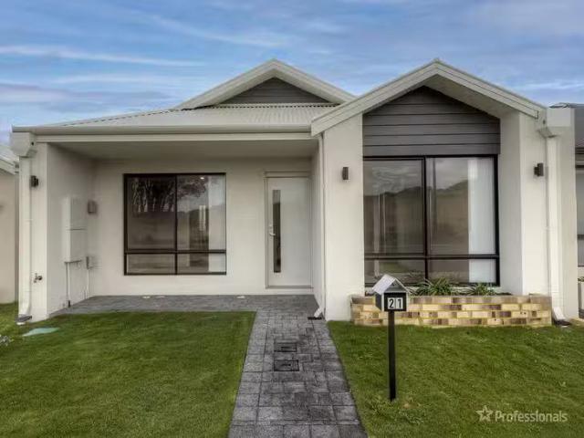 Rental! 21 Reef Break Drive, Two Rocks, WA 6037