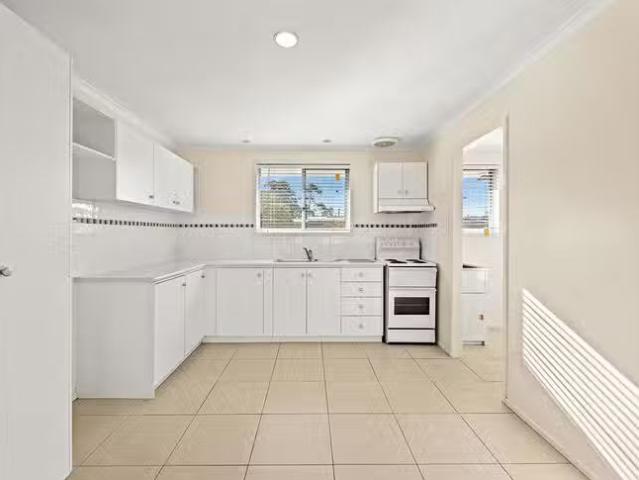 Deal! 2/24 Chopin Street, Rockville, QLD 4350