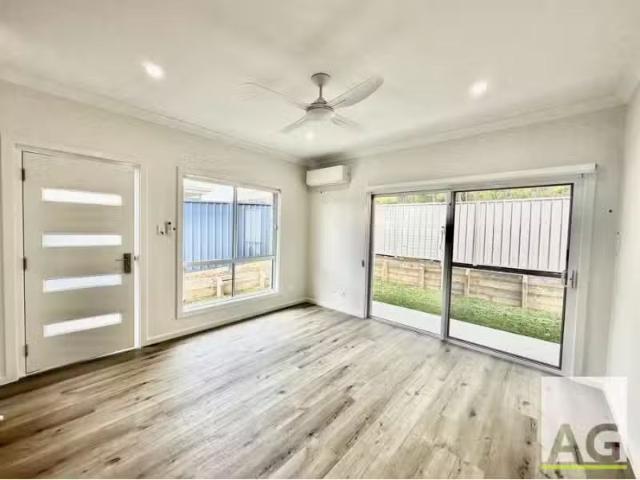 For Rent! 2/25 Fantail Rise, DIAMOND BEACH Townhouse for rent.