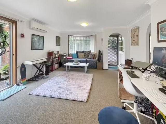Charming 2/26 Berith Street, Umina Beach Apartment for rent L.