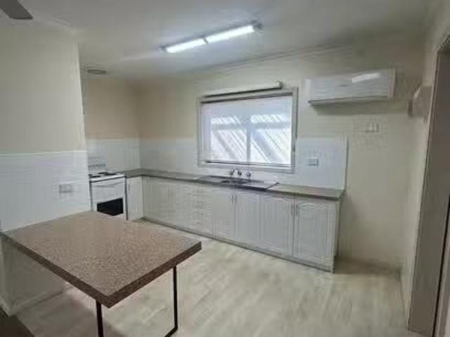 Just in! 2/26 Lang Street, Mulwala, NSW 2647