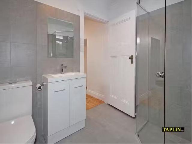 Charming 2/20 Byron Street, Glenelg, SA 5045