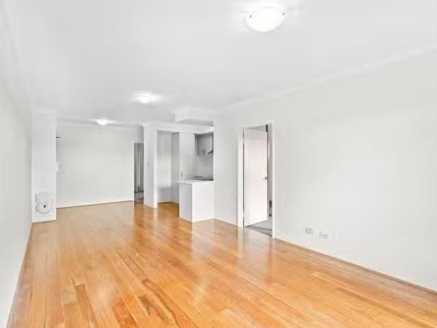 Just in! 2/216 Kooyong Road, Rivervale, WA 6103