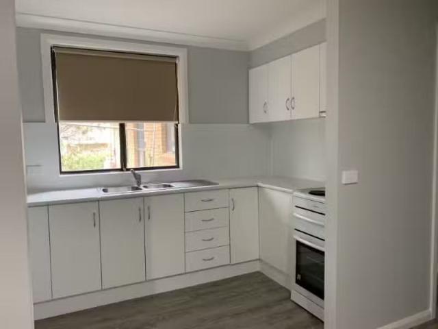 Deal! 2/21 Verna Close, ARMIDALE Apartment for rent Listed by.