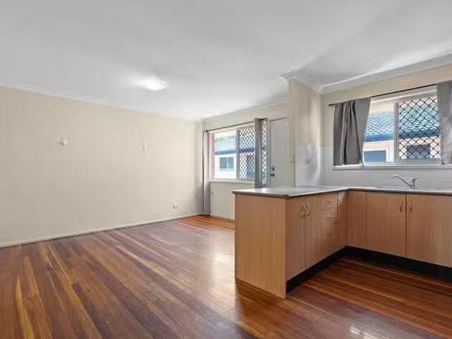 Just in! 2/22 Bruce Street, Chermside, QLD 4032