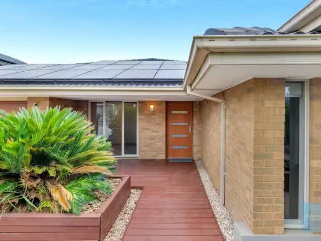 Rental! 22 Como Ave, Burnside Heights VIC 3023