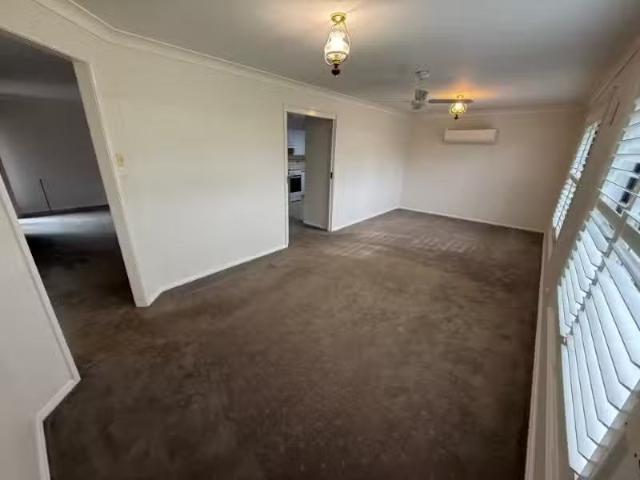 Cheap 22 Alton Close, Raymond Terrace House for rent Listed b.